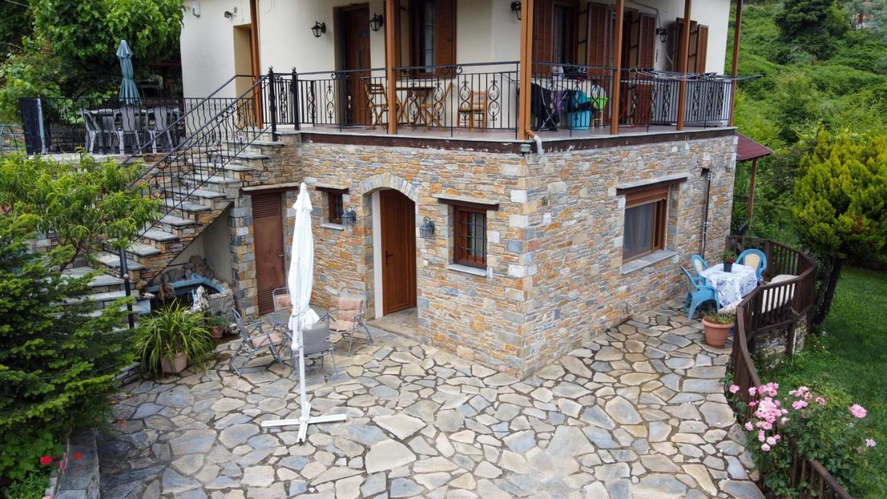 Efi'S Guest House Áyios Dhimítrios Exterior foto